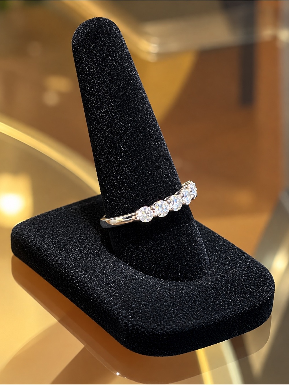 ✨ Sparkling Round-Cut Band Ring -Size 7 ✨